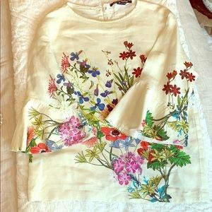 Hannes Roether linen top